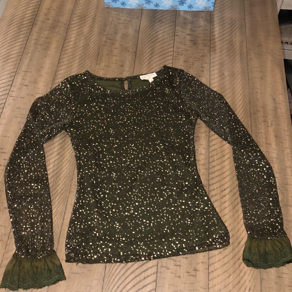 Camo Green Gold Sparkle Top with Sheer Sleeves and Bell 🔔 Cuffs by Hayden. 9/10